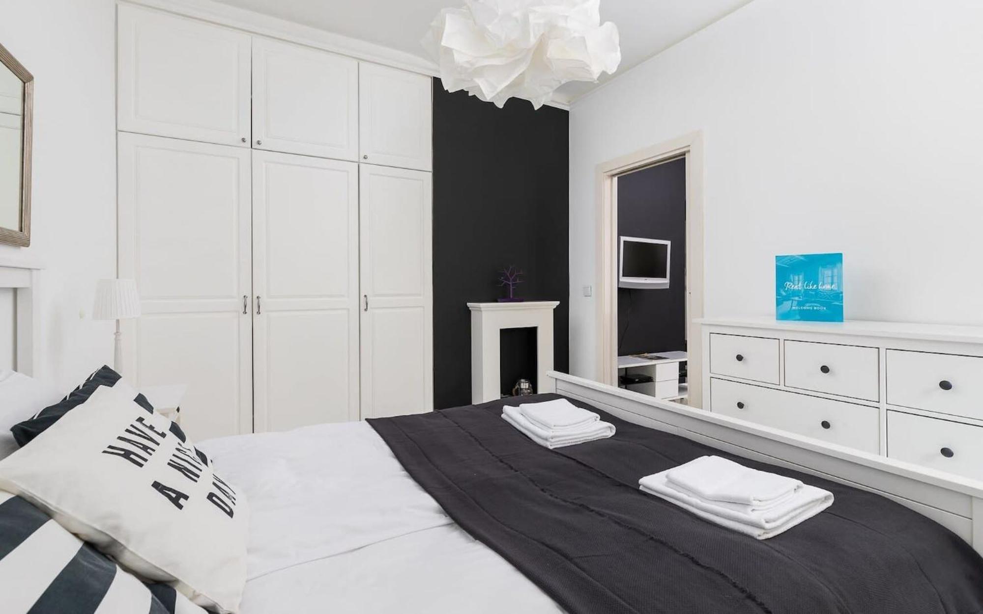 Rent like home - Wrońskiego 15 Warszawa Zewnętrze zdjęcie